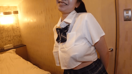 h_1812memo00002 小坂ひまり の乳揺れGIF画像9