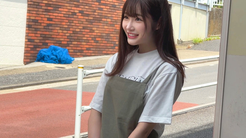 smjs058パイズリ巨乳素人こはるさんの乳揺れ画像画像1