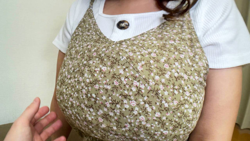tpc0474K巨乳素人めぐみ(27)の乳揺れ画像画像1