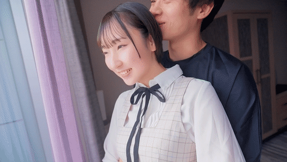 scute1557 糸井瑠花 乳揺れGIF画像1