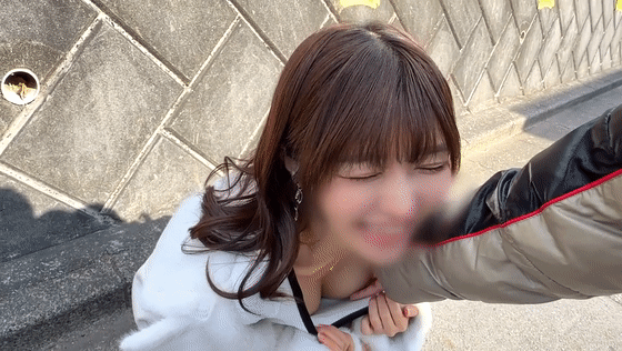 mfcw075 善場まみ 乳揺れGIF画像6