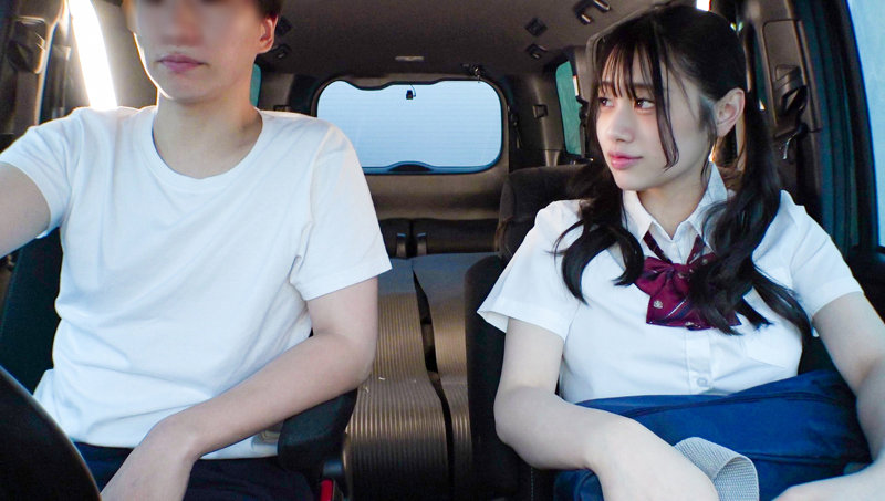 pai315色白巨乳素人なぎさの乳揺れ画像2