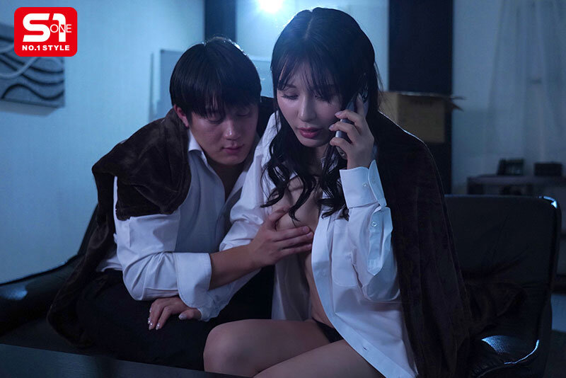 snos00309_大停電の夜に…美人上司と二人きり 憧れの巨乳と色気と暗闇に理性を失い夜が明けるまで一晩中射精しまくった 金松季歩 巨乳画像3