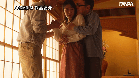 prwf00014 小松空 の乳揺れGIF画像16
