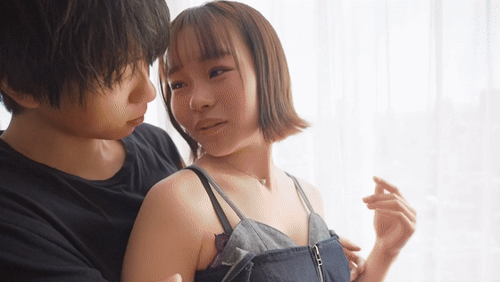scute1578 千葉優花 乳揺れGIF画像1