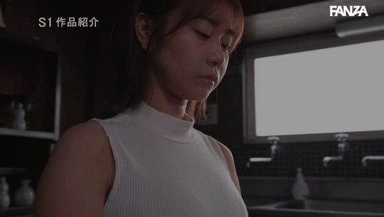 snos00468 及川美桜 の乳揺れGIF画像9